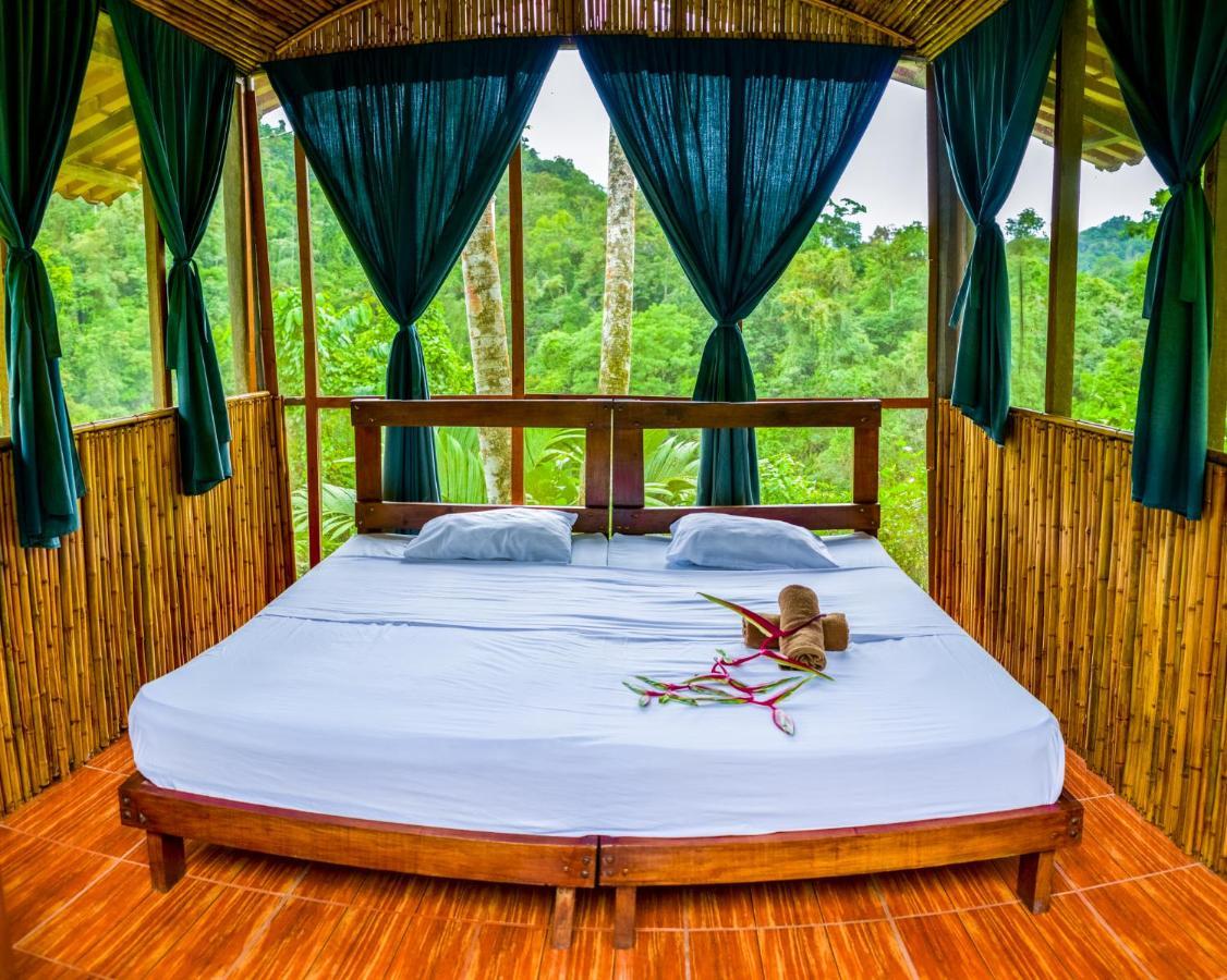Pacuare River Lodge Bajo Tigre Exterior foto