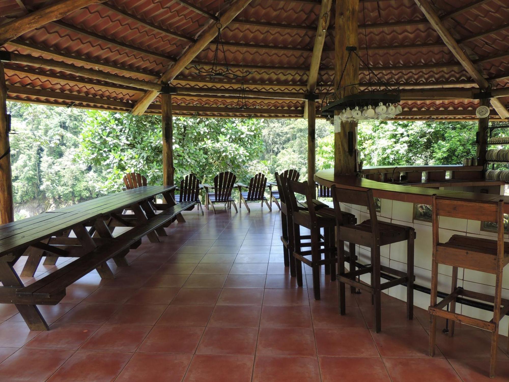 Pacuare River Lodge Bajo Tigre Exterior foto